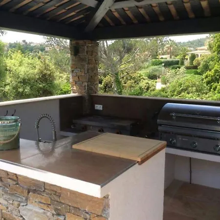 Tatil Evi Herrliche Mit Meerblick- Pool- 400m Vom Entfernt By Interhome Saint Aygulf